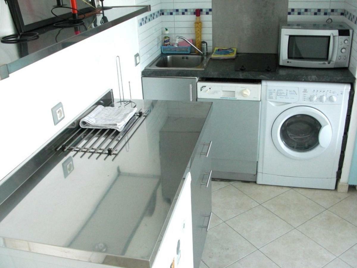 Agreable Appartement 4 Personnes A Villeneuve-Loubet Plage, Piscine, Mer, Commerces A Proximite Luaran gambar
